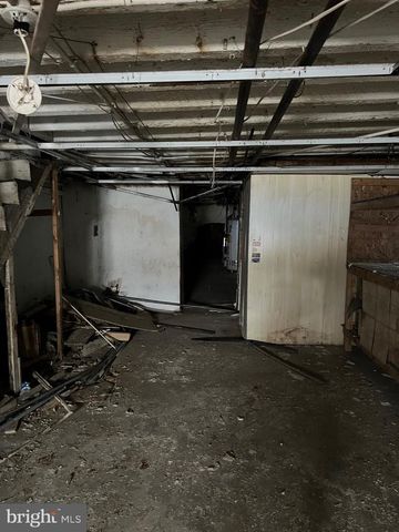 838 SNYDER AVE, Philadelphia, PA 19148