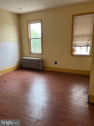 838 SNYDER AVE, Philadelphia, PA 19148