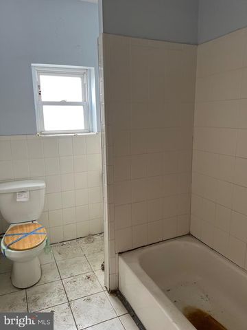 838 SNYDER AVE, Philadelphia, PA 19148