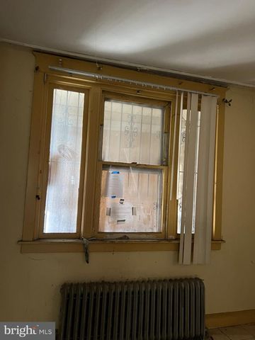 838 SNYDER AVE, Philadelphia, PA 19148