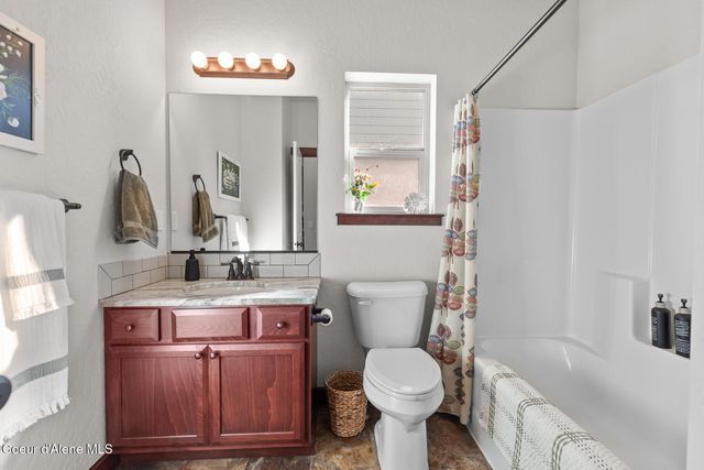 2706 W Daylily DR, Coeur D'alene, ID 83815