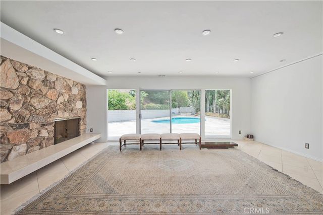 3102 Dona Sofia, Studio City, CA 91604