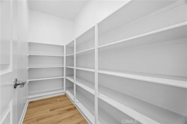 28526 Sparrow, Saugus, CA 91350