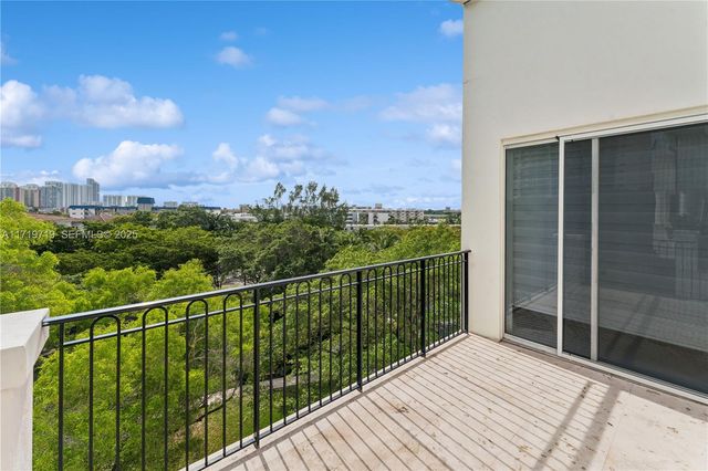 3700 Island Boulevard CPH03, Aventura, FL 33160