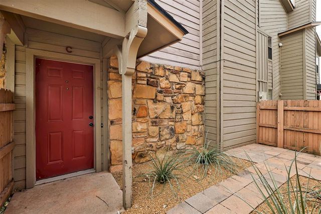 14325 N Pennsylvania 37C, Oklahoma City, OK 73134
