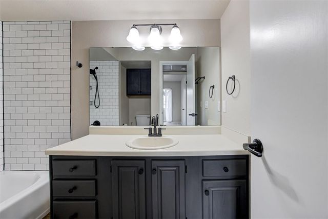 14325 N Pennsylvania 37C, Oklahoma City, OK 73134