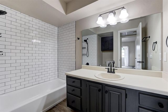 14325 N Pennsylvania 37C, Oklahoma City, OK 73134