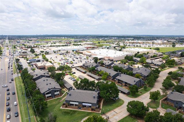 14325 N Pennsylvania 37C, Oklahoma City, OK 73134