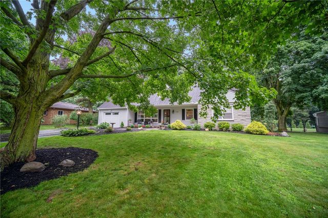 178 Locust Hill Drive, Henrietta, NY 14618