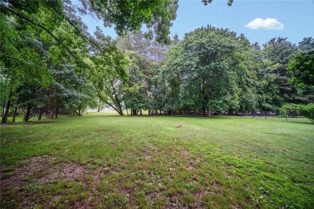 178 Locust Hill Drive, Henrietta, NY 14618