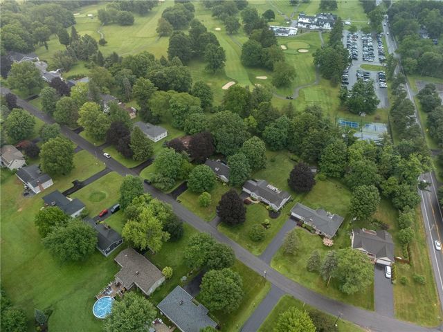 178 Locust Hill Drive, Henrietta, NY 14618
