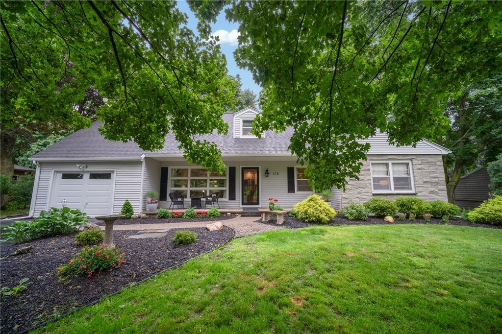 178 Locust Hill Drive, Henrietta, NY 14618