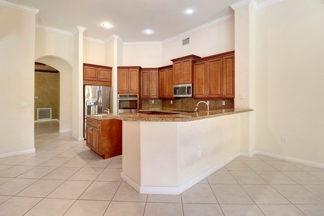 713 NW 123rd Drive, Coral Springs, FL 33071