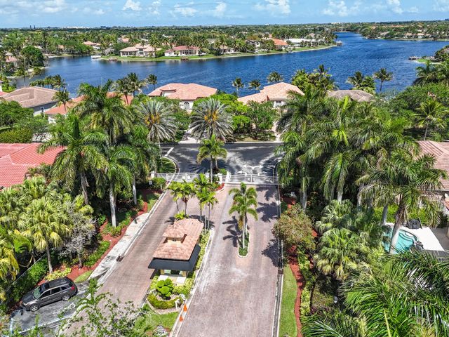 713 NW 123rd Drive, Coral Springs, FL 33071