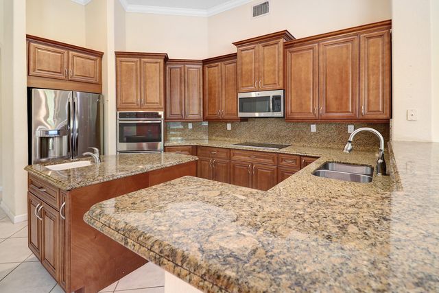 713 NW 123rd Drive, Coral Springs, FL 33071