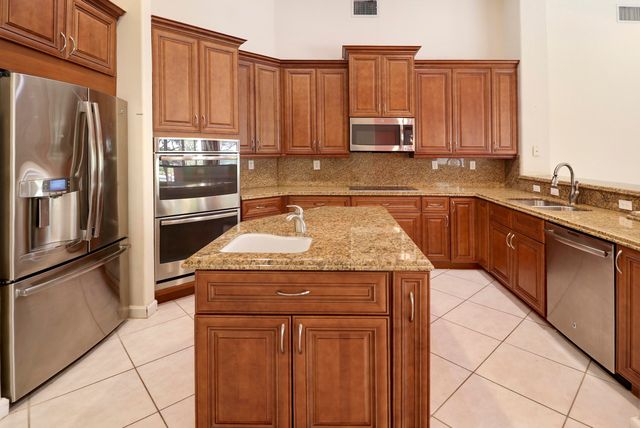 713 NW 123rd Drive, Coral Springs, FL 33071