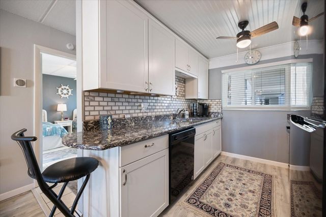 708 TAMIAMI TRAIL S 209, Venice, FL 34285