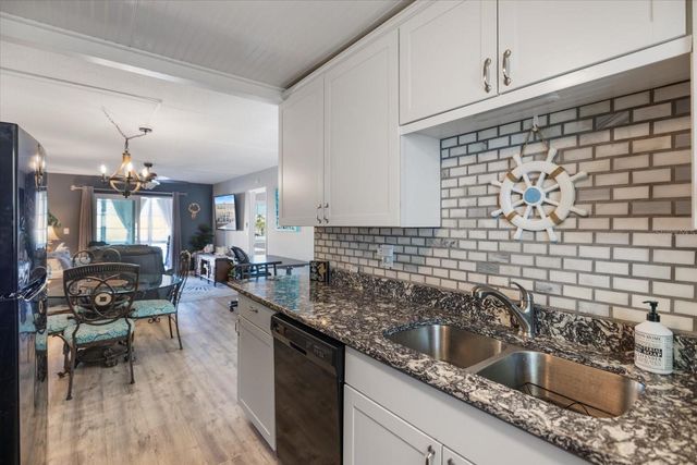 708 TAMIAMI TRAIL S 209, Venice, FL 34285