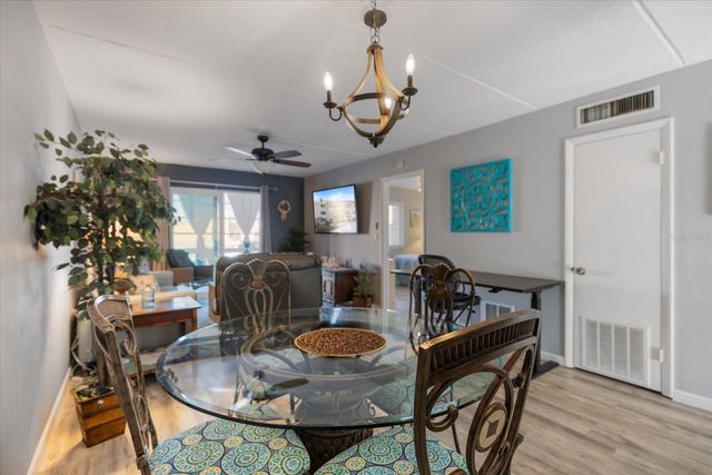 708 TAMIAMI TRAIL S 209, Venice, FL 34285