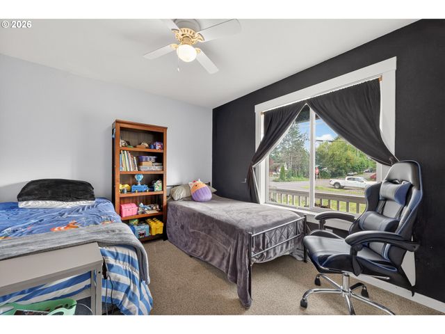 855 Ne YAMHILL St, Sheridan, OR 97378