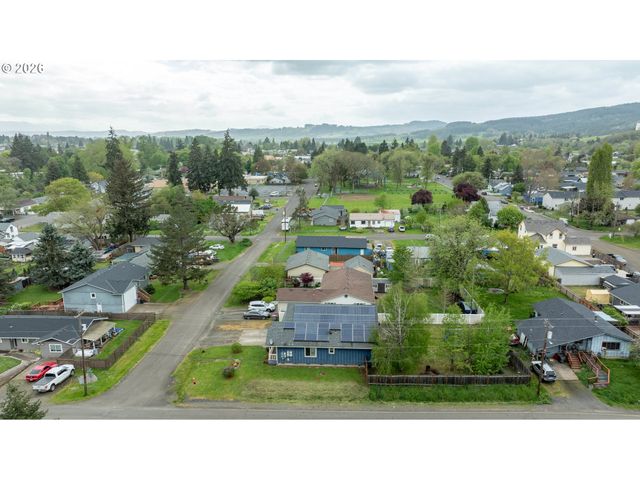 855 Ne YAMHILL St, Sheridan, OR 97378