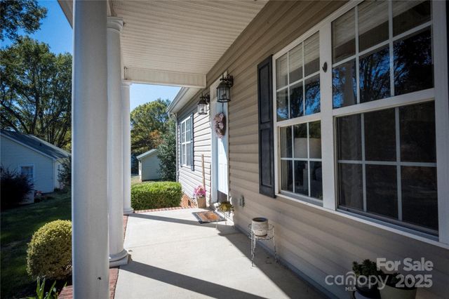 213 Carrie Drive, Oakboro, NC 28129