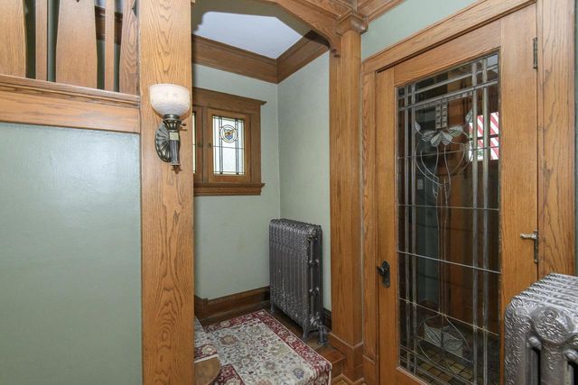 611 N 50th STREET, Milwaukee, WI 53208