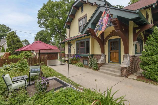 611 N 50th STREET, Milwaukee, WI 53208