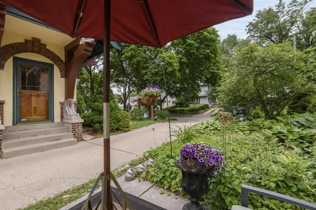 611 N 50th STREET, Milwaukee, WI 53208