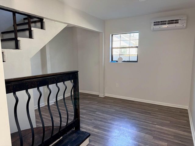 3512 Castor Street, Houston, TX 77022