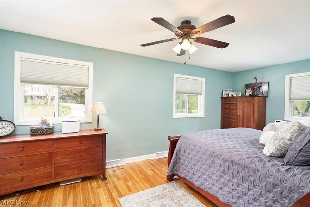 877 Locust Drive, Tallmadge, OH 44278