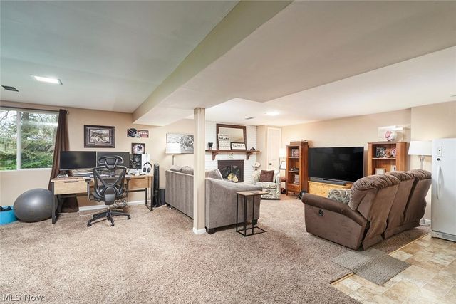 877 Locust Drive, Tallmadge, OH 44278
