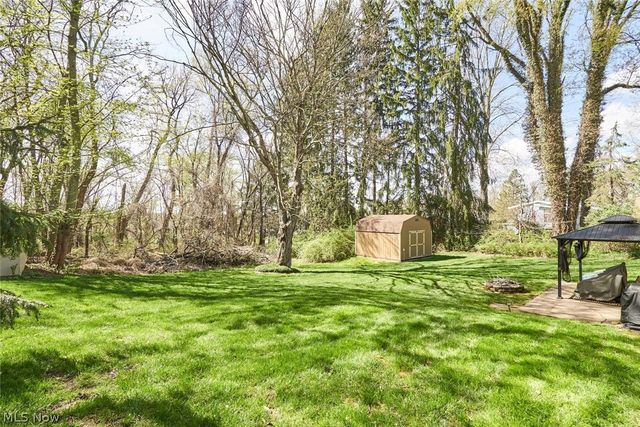 877 Locust Drive, Tallmadge, OH 44278