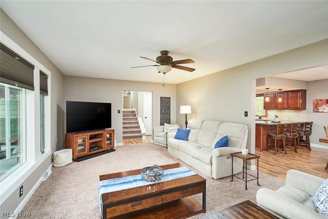 877 Locust Drive, Tallmadge, OH 44278