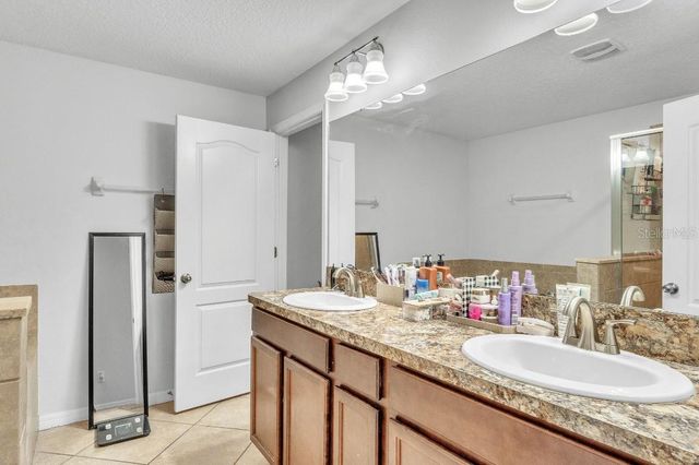 3256 RODRICK CIRCLE, Orlando, FL 32824