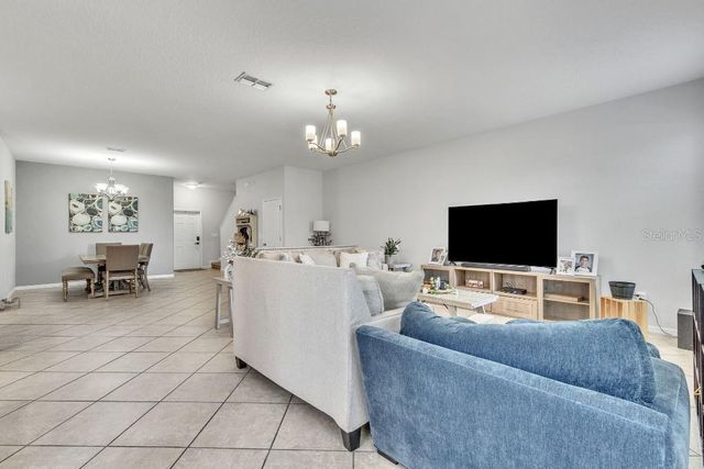 3256 RODRICK CIRCLE, Orlando, FL 32824