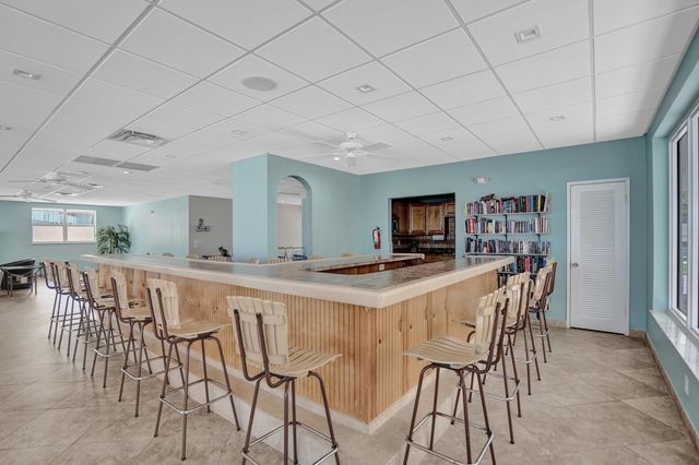 1051 Hillsboro Mile 510e, Hillsboro Beach, FL 33062