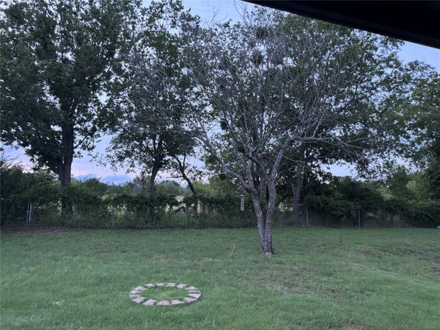 708 First, Hico, TX 76457