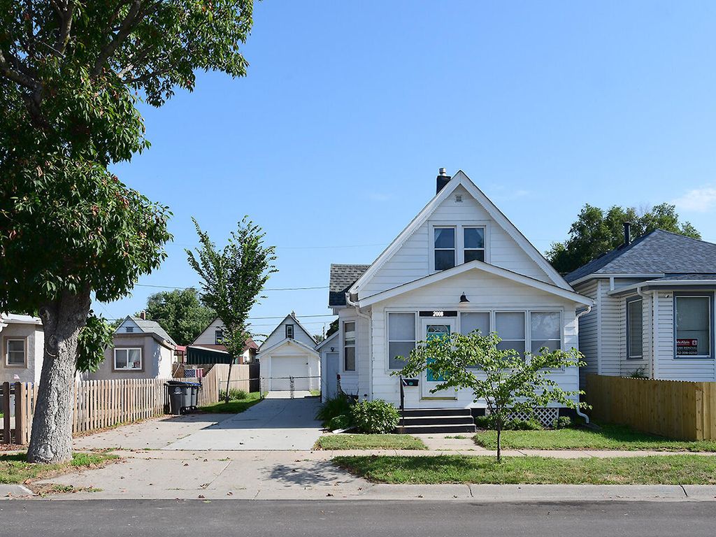 2008 5TH Avenue, Council Bluffs, IA 51501