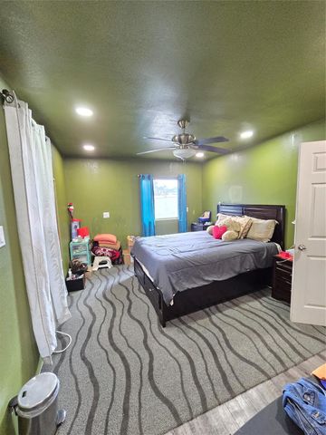 908 County Road 340, Cleveland, TX 77327