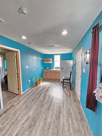 908 County Road 340, Cleveland, TX 77327