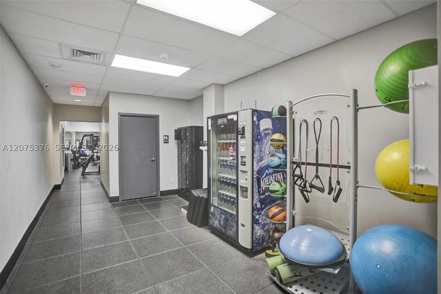 2501 S Ocean Dr 439, Hollywood, FL 33019