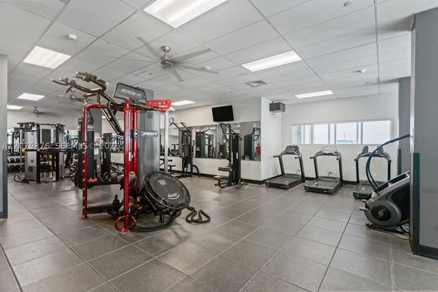 2501 S Ocean Dr 439, Hollywood, FL 33019