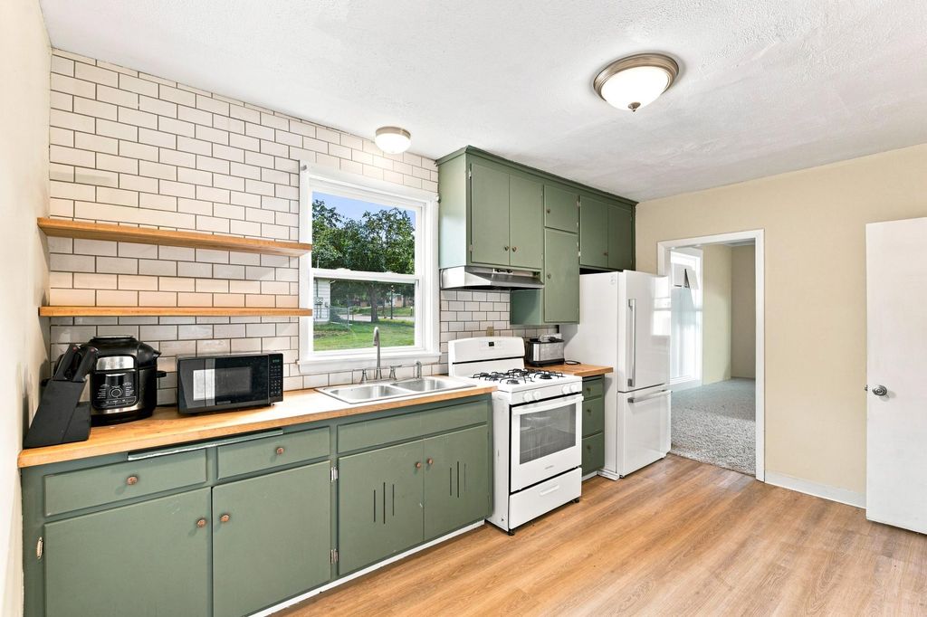 1651 Maryland Avenue E, Saint Paul, MN 55106 — exterior
