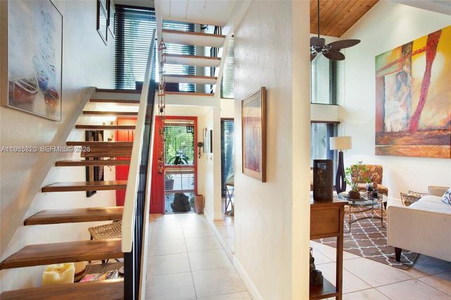 10449 SW 78th St, Miami, FL 33173