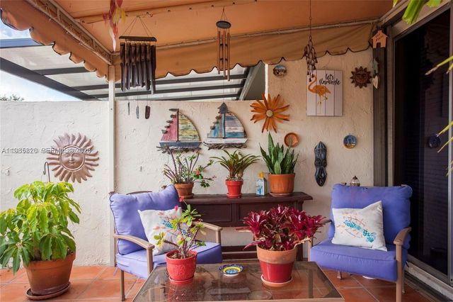 10449 SW 78th St, Miami, FL 33173