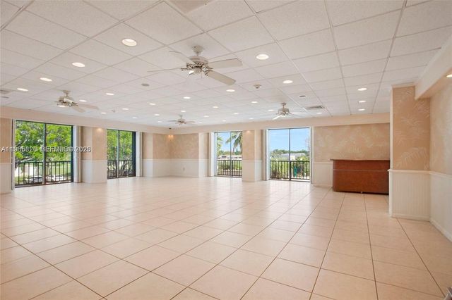 10449 SW 78th St, Miami, FL 33173