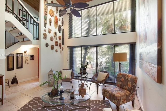 10449 SW 78th St, Miami, FL 33173