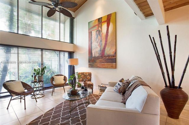 10449 SW 78th St, Miami, FL 33173