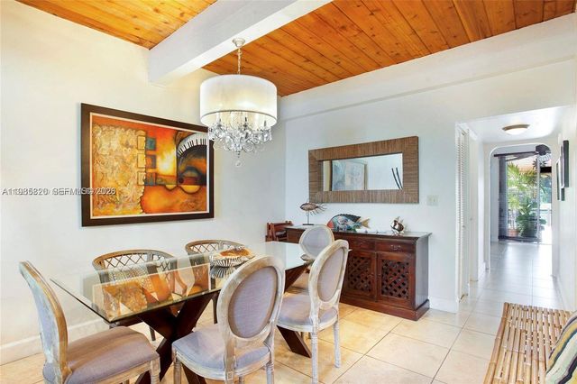 10449 SW 78th St, Miami, FL 33173